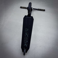 Striker Panda Custom Build - Black/Gold-ScootWorld.dk