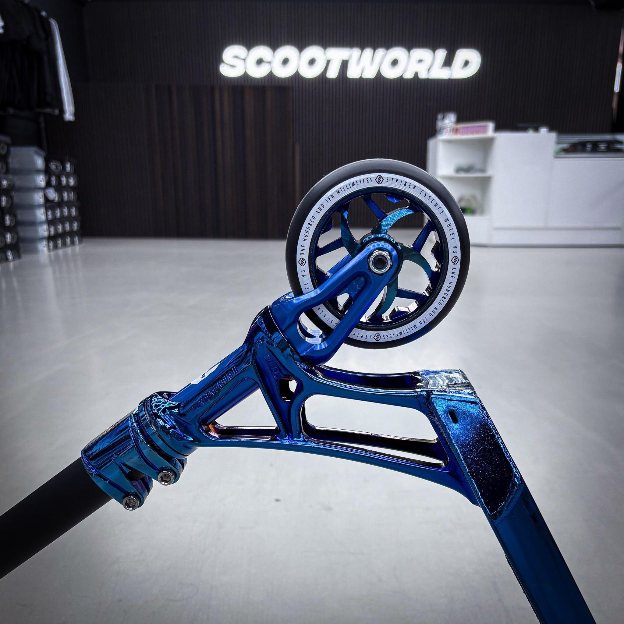 Striker Ethic 460mm Chrome Blue Custom Build - Blue/Black-ScootWorld.dk