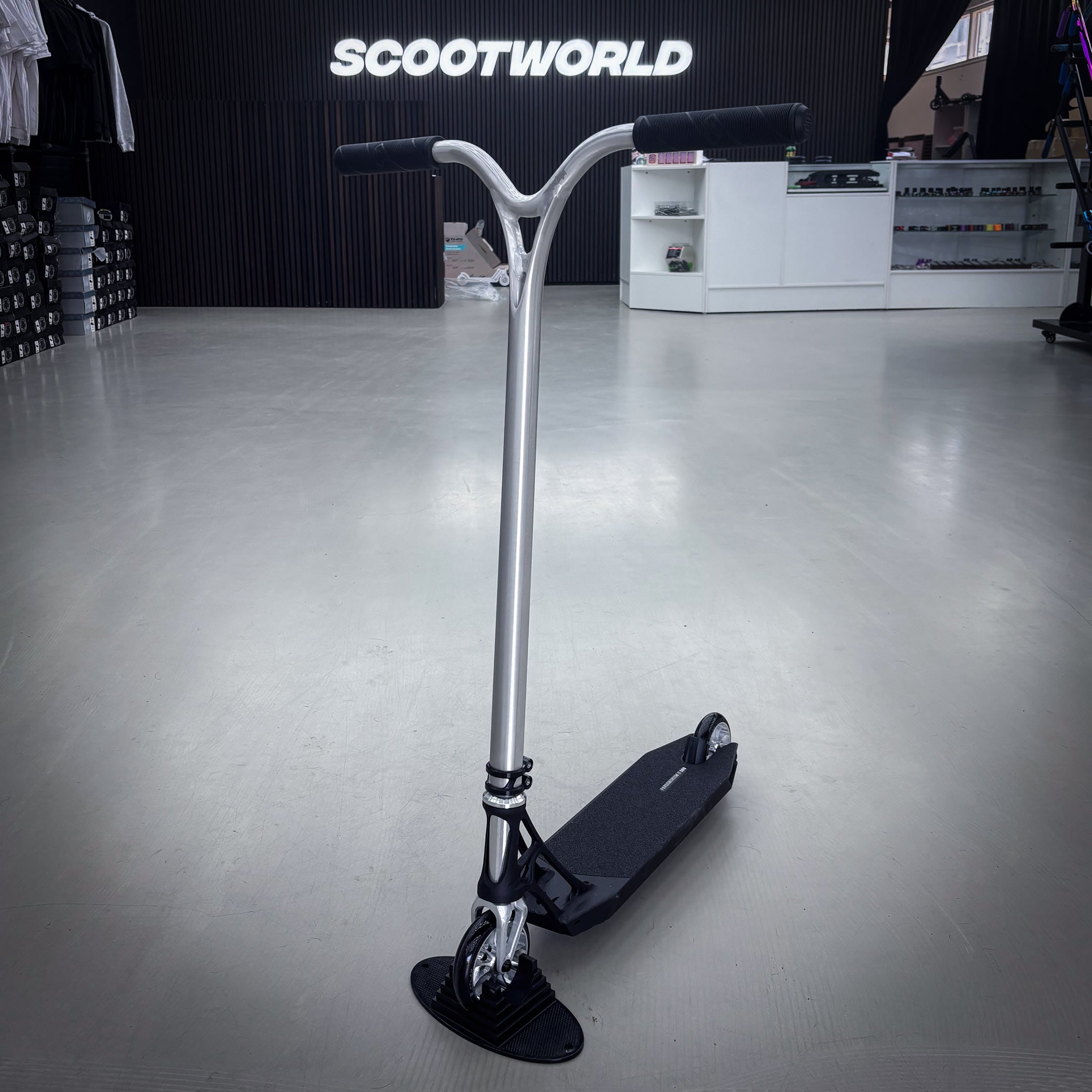 Ethic Pande Wolp Custom Build - Black/Silver-ScootWorld.dk