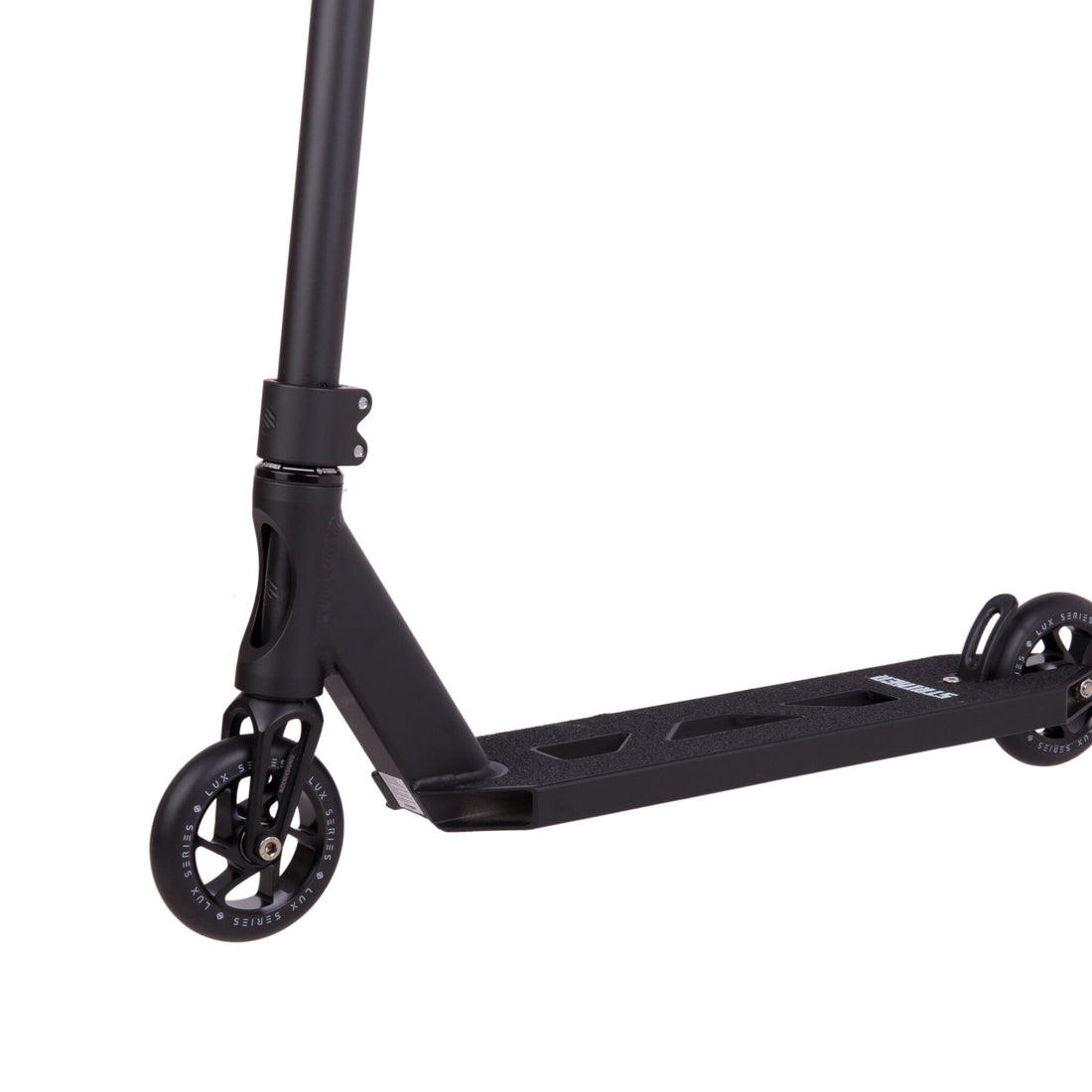 Striker Essential Stuntstep - Zwart