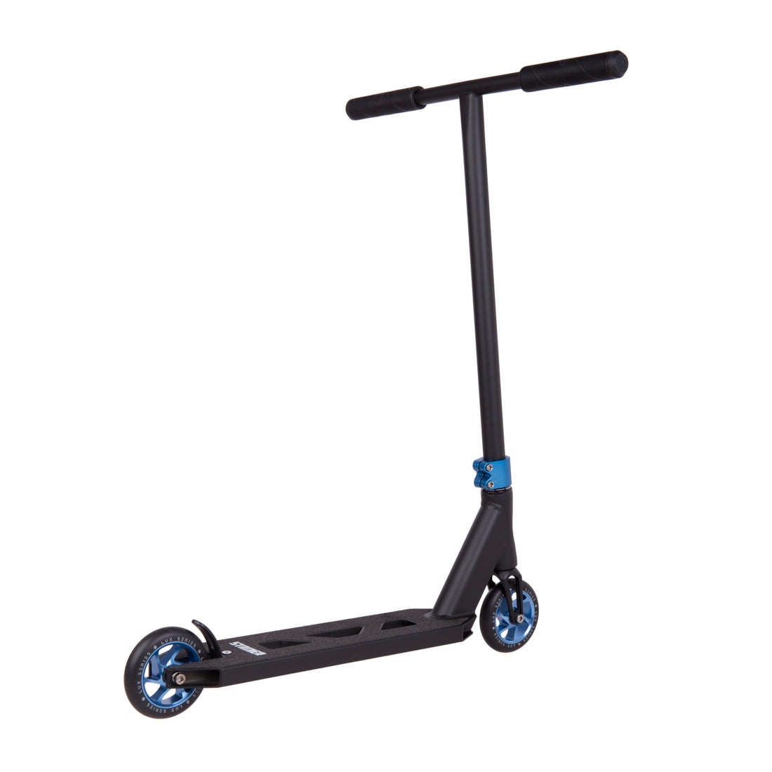 Striker Essential Stuntstep - Black/Blue