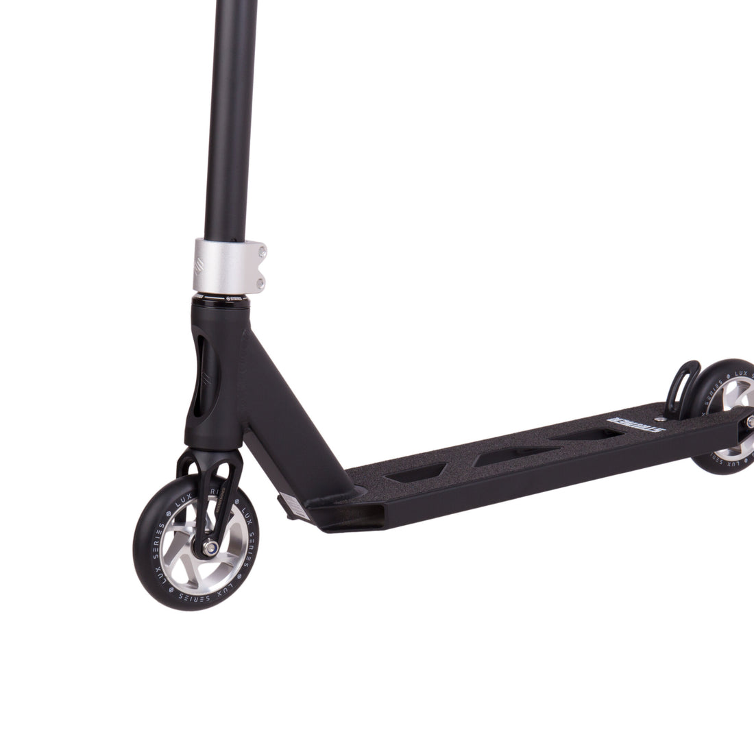 Striker Essential Stuntstep - Black/Silver